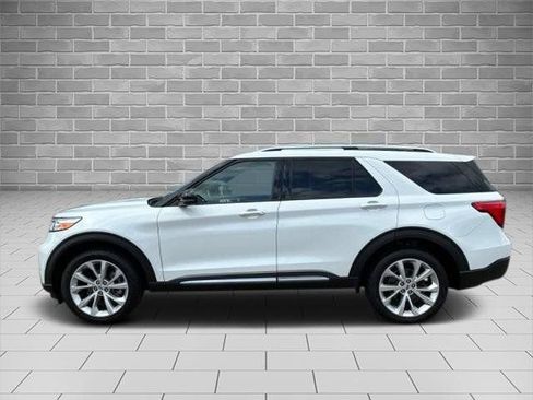 Certified 2023 Ford Explorer Platinum w/ Technology Package AWD/4WD image 20