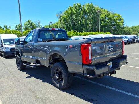 New 2026 Ford F250 XL w/ STX Appearance Package AWD/4WD image 4