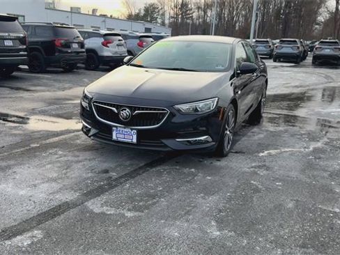 Used 2019 Buick Regal Essence image 4