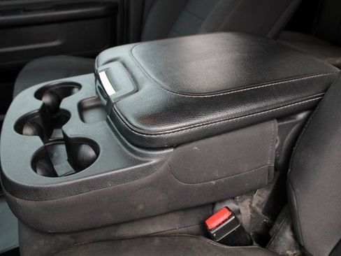 Used 2019 RAM 1500 Express w/ Express Value Package image 5