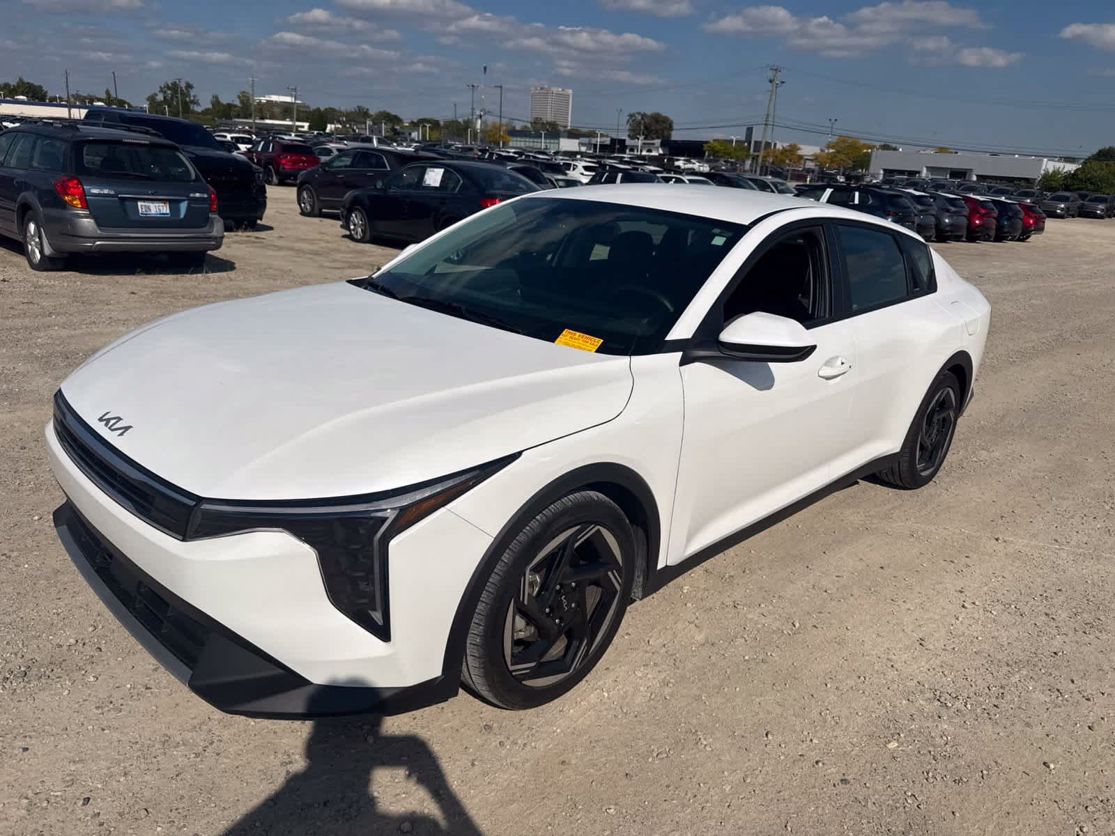Used 2025 Kia K4 EX FWD image 1