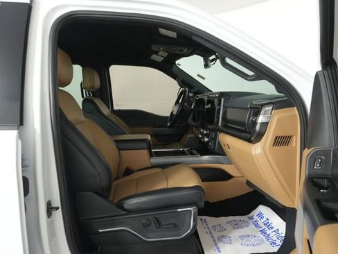 Certified 2023 Ford F450 Lariat image 31