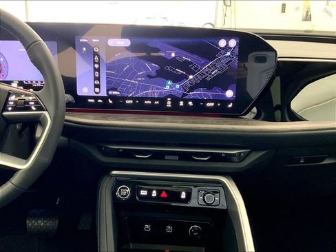 New 2026 Audi Q5 Premium AWD/4WD image 7