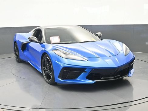 Used 2024 Chevrolet Corvette Stingray Convertible w/ 1LT RWD image 9
