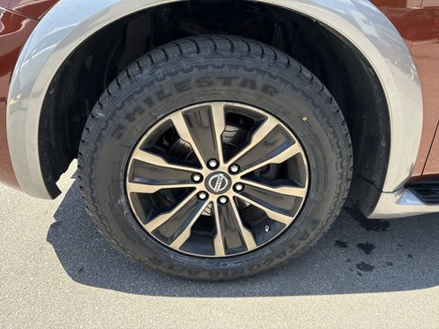 Used 2017 Nissan Armada Platinum w/ Captain Seat Package AWD/4WD image 11