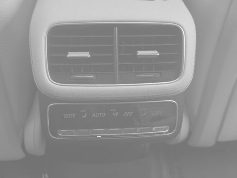 Used 2024 Mercedes-Benz GLS 580 4MATIC image 42