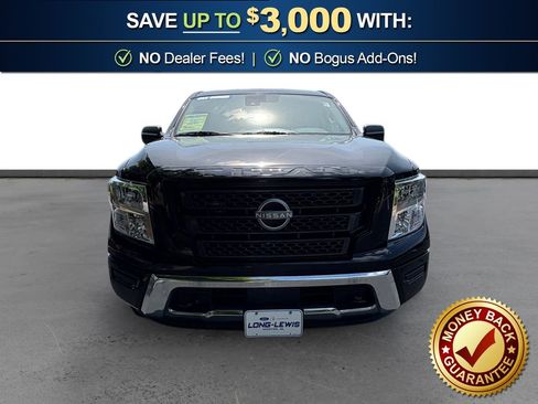 Used 2024 Nissan Titan SV AWD/4WD image 11