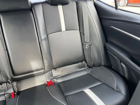 Used 2025 Toyota Camry SE image 33