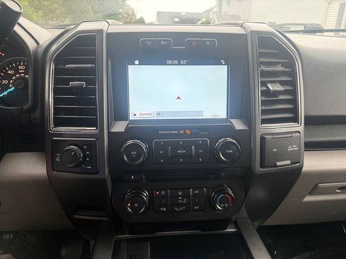 Used 2018 Ford F150 XLT w/ Equipment Group 302A Luxury AWD/4WD image 16