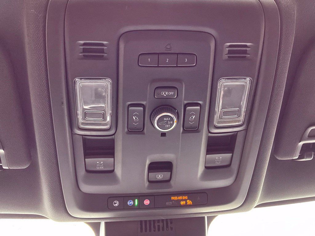 Used 2023 Chevrolet Tahoe RST w/ Luxury Package AWD/4WD image 21