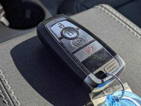 New 2025 Ford Bronco Badlands image 66