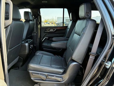 Used 2025 GMC Yukon Denali image 28