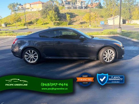 Used 2011 INFINITI G37 Journey w/ Premium Pkg image 4