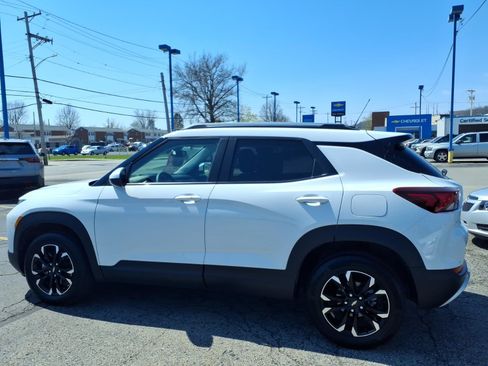 Certified 2023 Chevrolet TrailBlazer LT w/ Convenience Package image 5