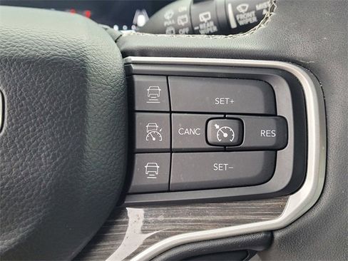 Used 2022 Jeep Wagoneer Series II image 16