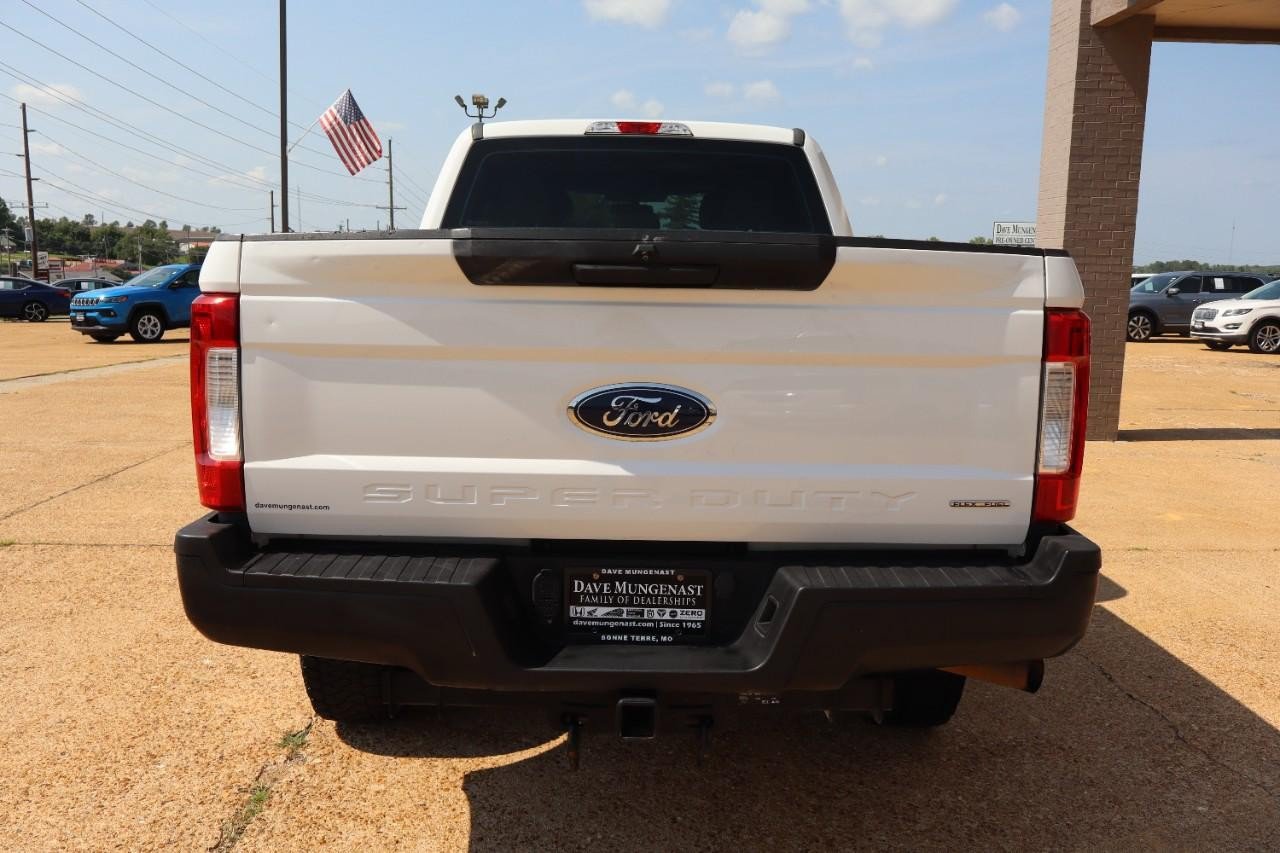 Used 2019 Ford F250 XL w/ Power Equipment Group AWD/4WD image 4