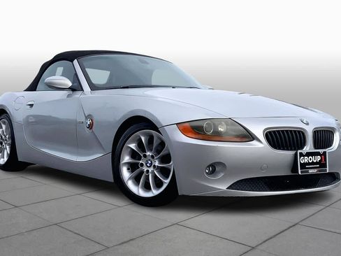 Used 2004 BMW Z4 2.5i image 2