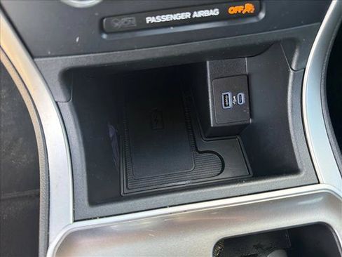 Used 2023 Ford Edge SEL w/ Convenience Package AWD/4WD image 14