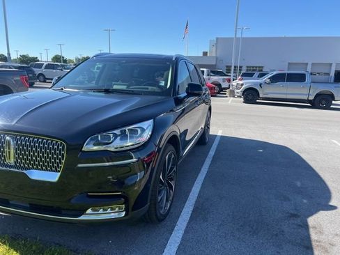 Used 2023 Lincoln Aviator Reserve w/ Equipment Group 201A AWD/4WD image 4