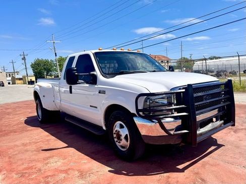 Used 1999 Ford F350 XLT RWD image 3