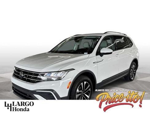 Used 2024 Volkswagen Tiguan S FWD image 1