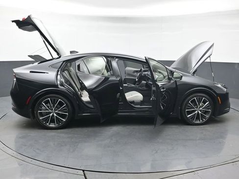 Certified 2024 Toyota Prius XLE image 57