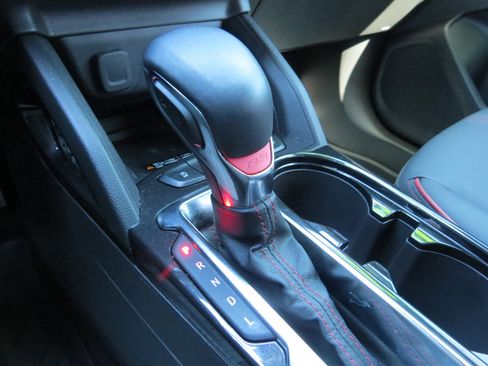 Certified 2025 Chevrolet TrailBlazer RS w/ Convenience Package image 25