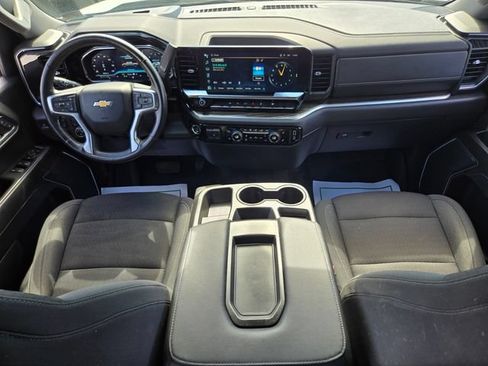 Used 2022 Chevrolet Silverado 1500 LT w/ Protection Package AWD/4WD image 19