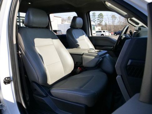 Used 2022 Ford F250 XL w/ Power Equipment Group image 30