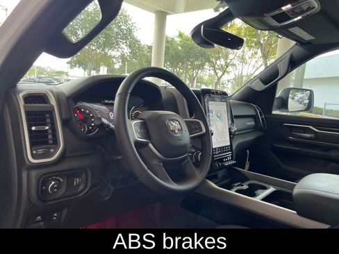 New 2022 RAM 1500 Big Horn image 6