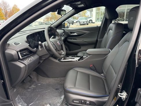 New 2026 Buick Envista Sport Touring image 9