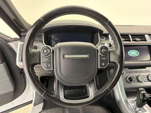 Used 2017 Land Rover Range Rover Sport HSE Dynamic image 18