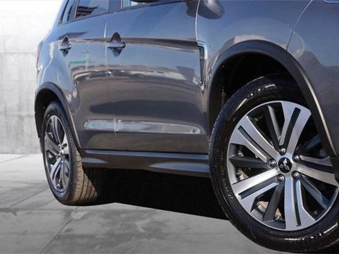 Used 2024 Mitsubishi Outlander Sport ES image 3