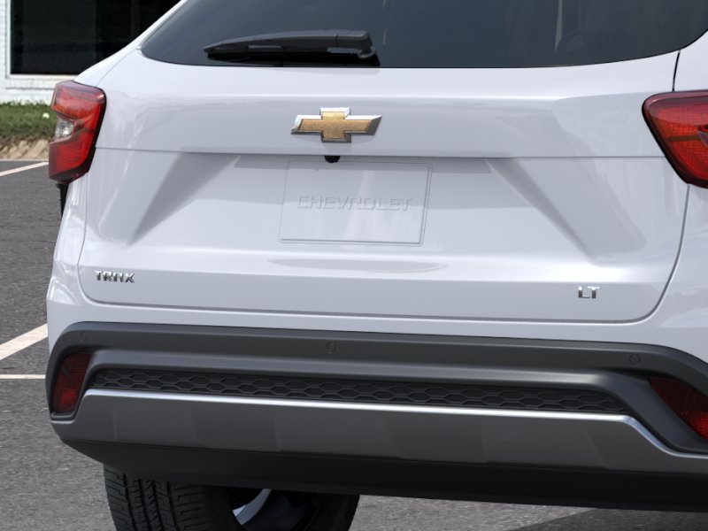 New 2026 Chevrolet Trax LT w/ Driver Confidence Package FWD image 14
