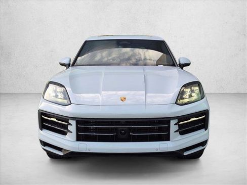 Used 2026 Porsche Cayenne AWD/4WD image 2