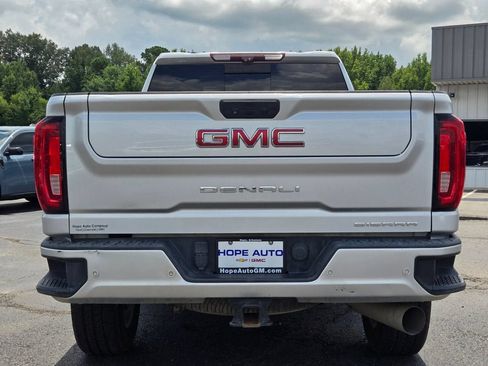 Used 2020 GMC Sierra 2500 Denali w/ Denali Ultimate Package AWD/4WD image 4