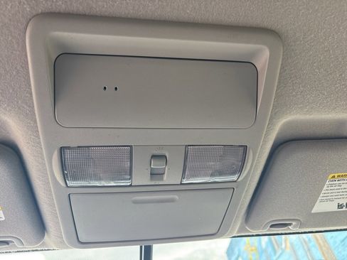 Used 2017 Nissan Frontier PRO-4X w/ Pro-4x Graphics Package image 17