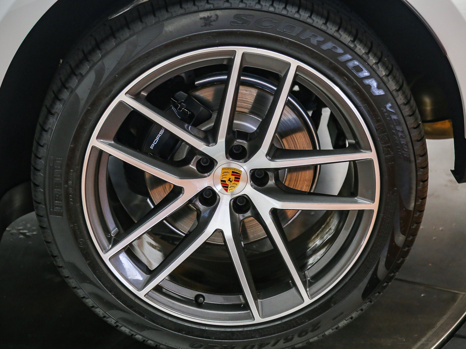 Certified 2026 Porsche Macan AWD/4WD image 14