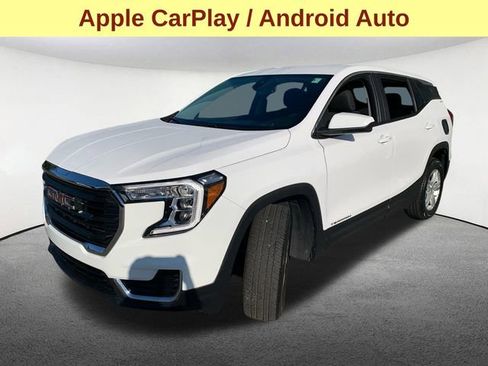 Used 2024 GMC Terrain SLE image 5