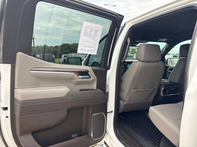 Used 2025 Chevrolet Silverado 1500 LTZ w/ Technology Package AWD/4WD image 28