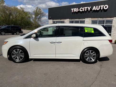 Used 2014 Honda Odyssey Touring Elite image 3
