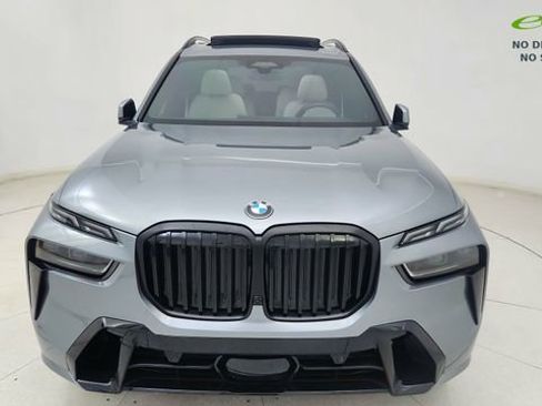 Used 2024 BMW X7 xDrive40i w/ Executive Package AWD/4WD image 2