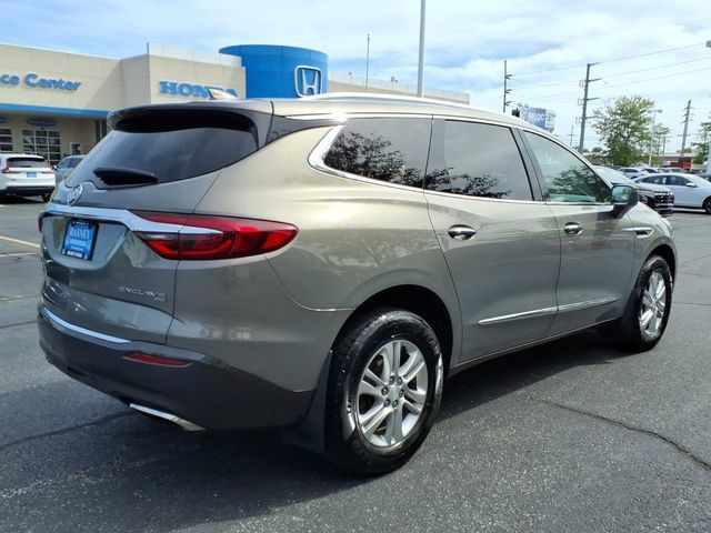 Used 2018 Buick Enclave Essence AWD/4WD image 9