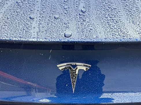 Used 2018 Tesla Model 3 Long Range RWD image 25