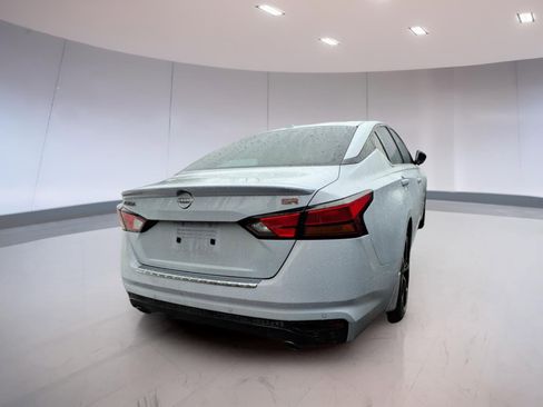 Used 2023 Nissan Altima 2.5 SR image 4