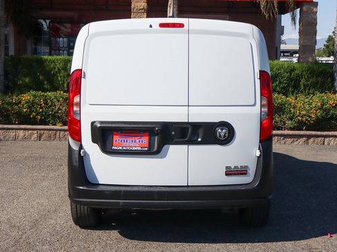 Used 2018 RAM ProMaster City Tradesman image 7
