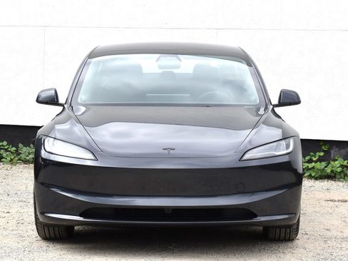 Used 2026 Tesla Model 3 RWD image 7
