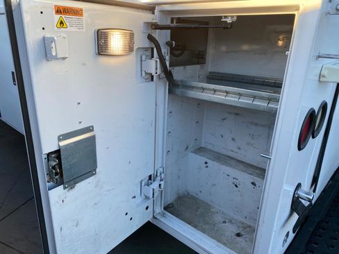 Used 2016 Ford E-350 and Econoline 350 Super Duty RWD image 59