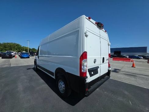Used 2023 RAM ProMaster 2500 FWD image 3