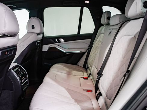 Used 2023 BMW X5 sDrive40i w/ Parking Assistance Package image 18